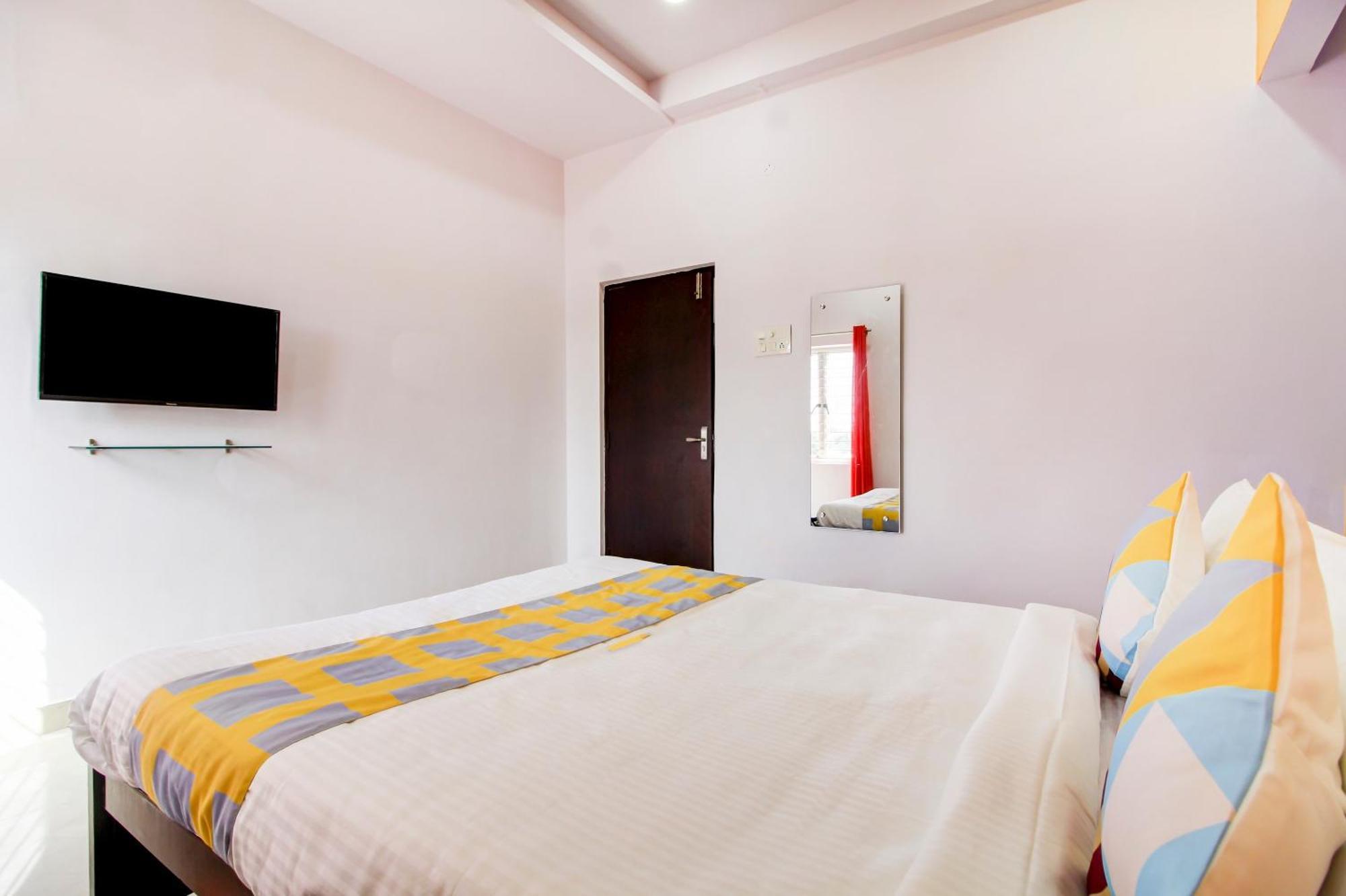 Hotel O Home Comfortable Stays, Near Aasam Gadh Current Office Sururnagar Ngoại thất bức ảnh